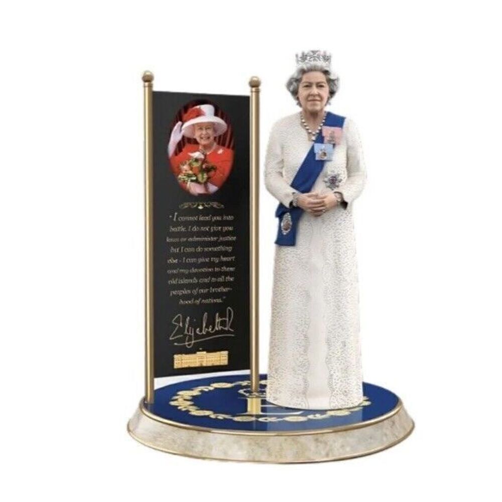 NIB QUEEN ELIZABETH II: The Longest Reigning Monarch Sculpture Diamond Jubilee